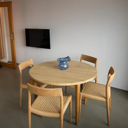 Urban Art Living - Your Temporary Apartament